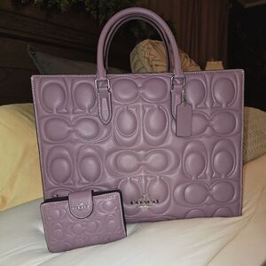 Large Jasmine COACH MAGGIE TOTE &  Medium Corner Zip Wallet In Signature Leather